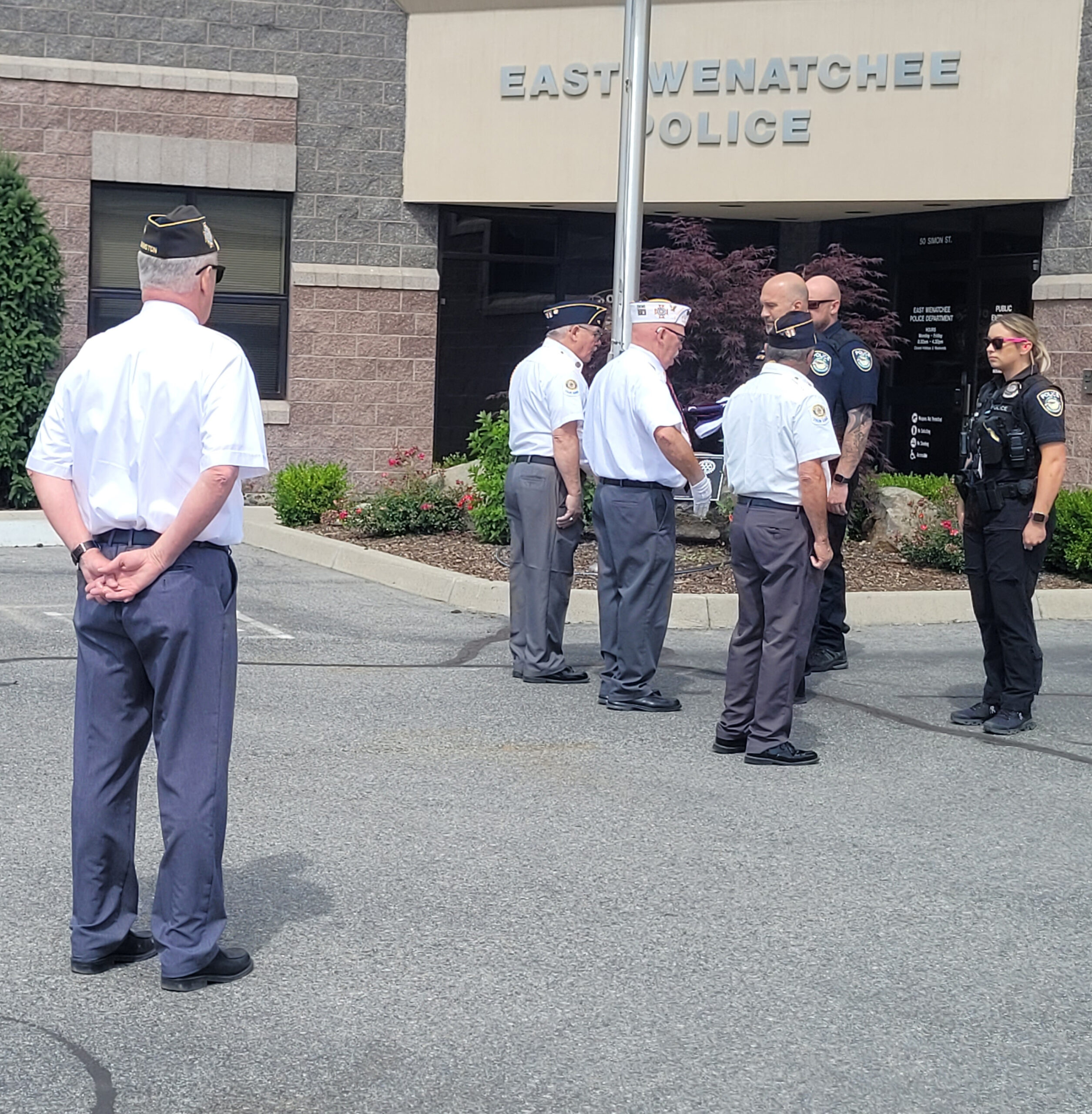 Veteran color guard with East Wenatchee Police in front of the new Station.